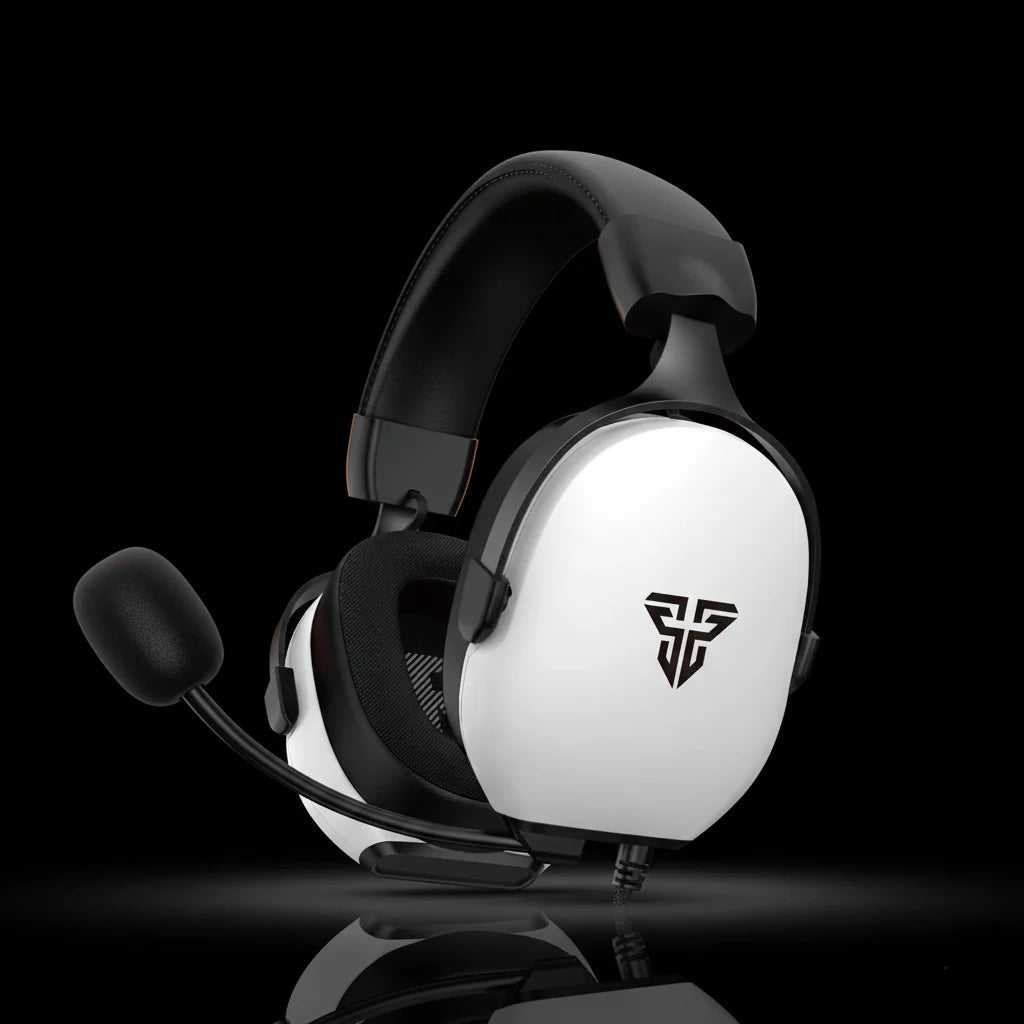 سماعة ألعاب Fantech Carbon HG30 مع إضاءة RGB وميكروفون بإلغاء الضوضاء